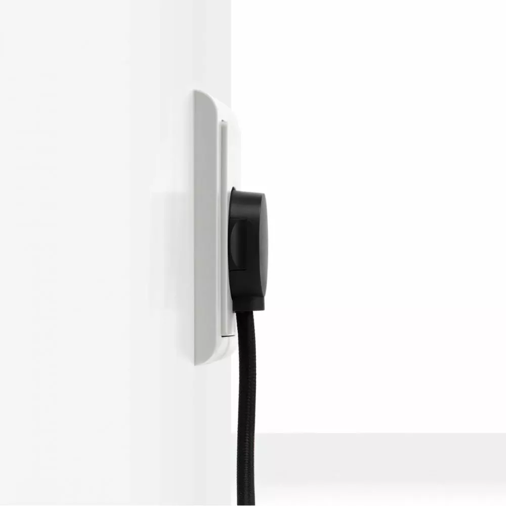 Form Design Designerstik Stikprop 230V Sort 4 Form Design Designerstik Stikprop 230V Sort - Billede 2